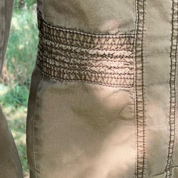 Sashimi: Utility style jacket with lots of details!  Ladies size S. - Picture 7 of 11